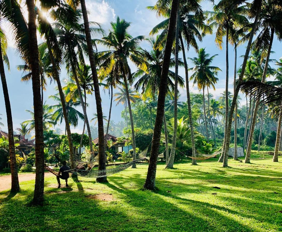 Maadathil Cottages Varkala Exterior foto