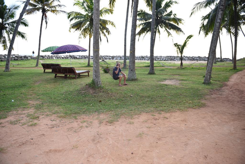 Maadathil Cottages Varkala Exterior foto